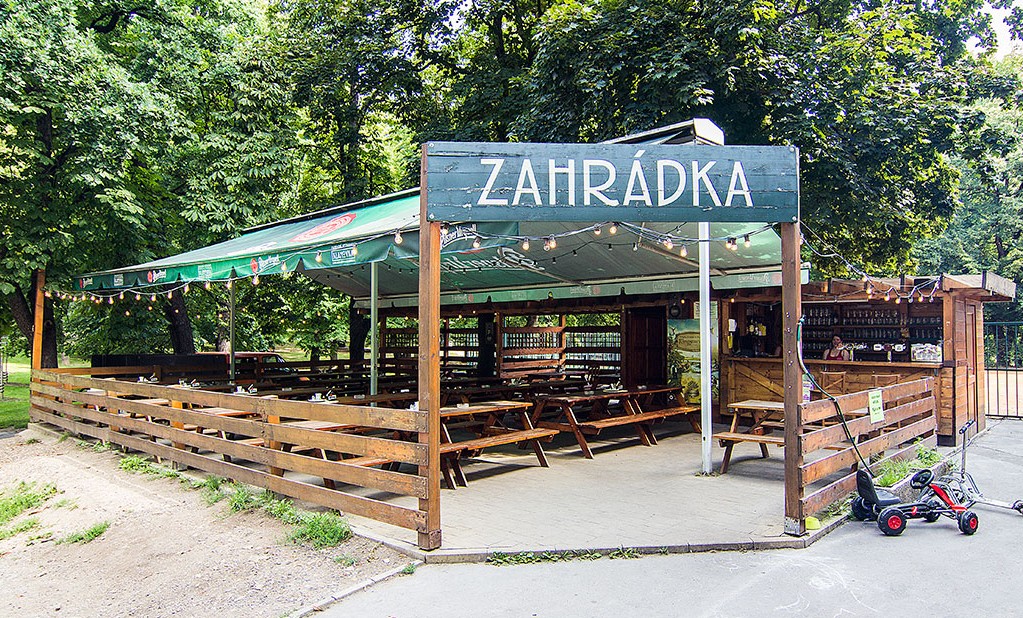Klamovka beer garden